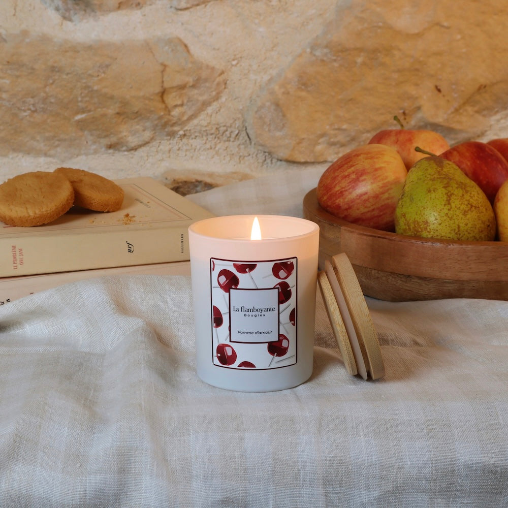 bougie parfumée pomme d'amour