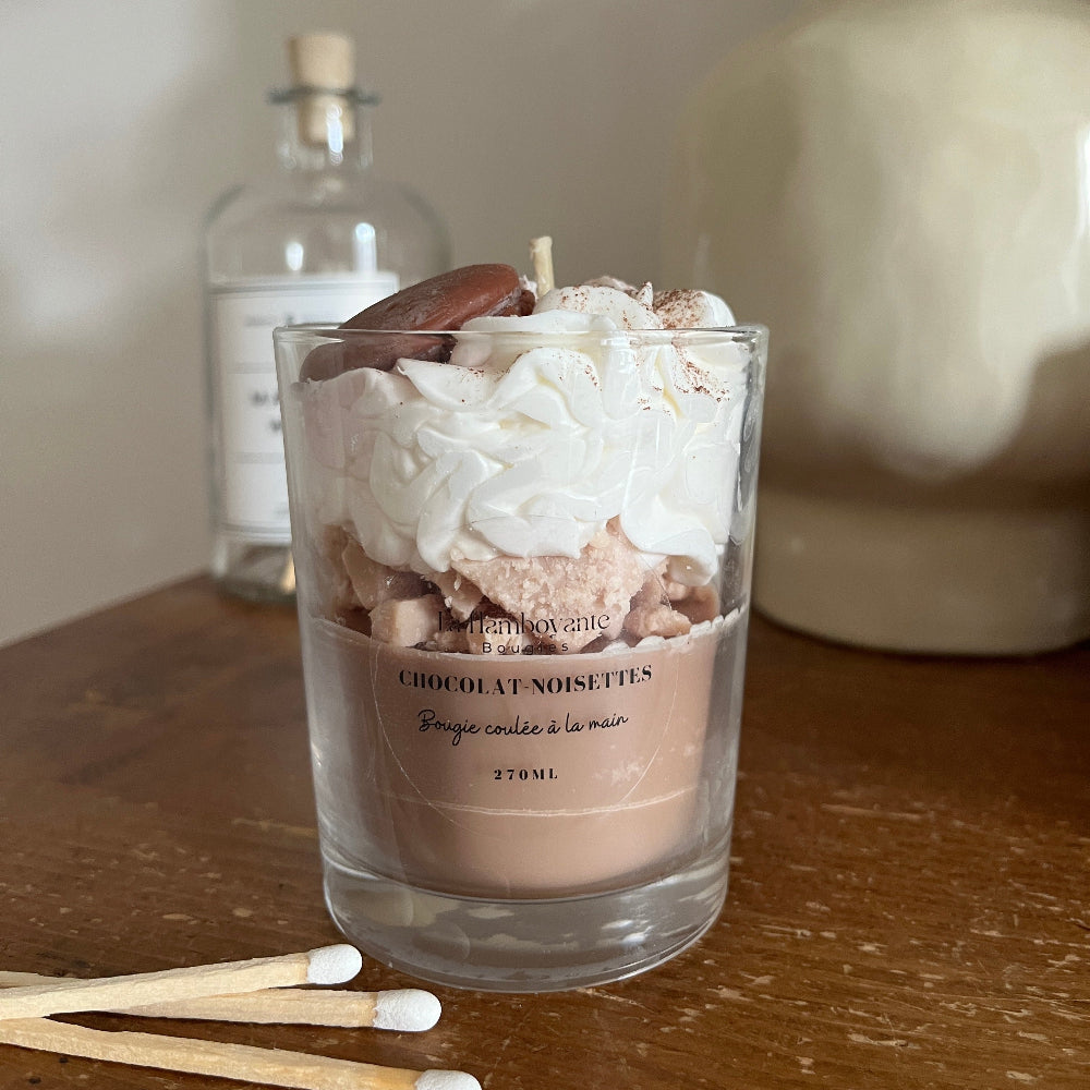 bougie chantilly gourmande chocolat noisettes